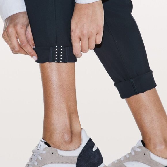 Lululemon On The Move Athletic Pants - Picture 9 of 15